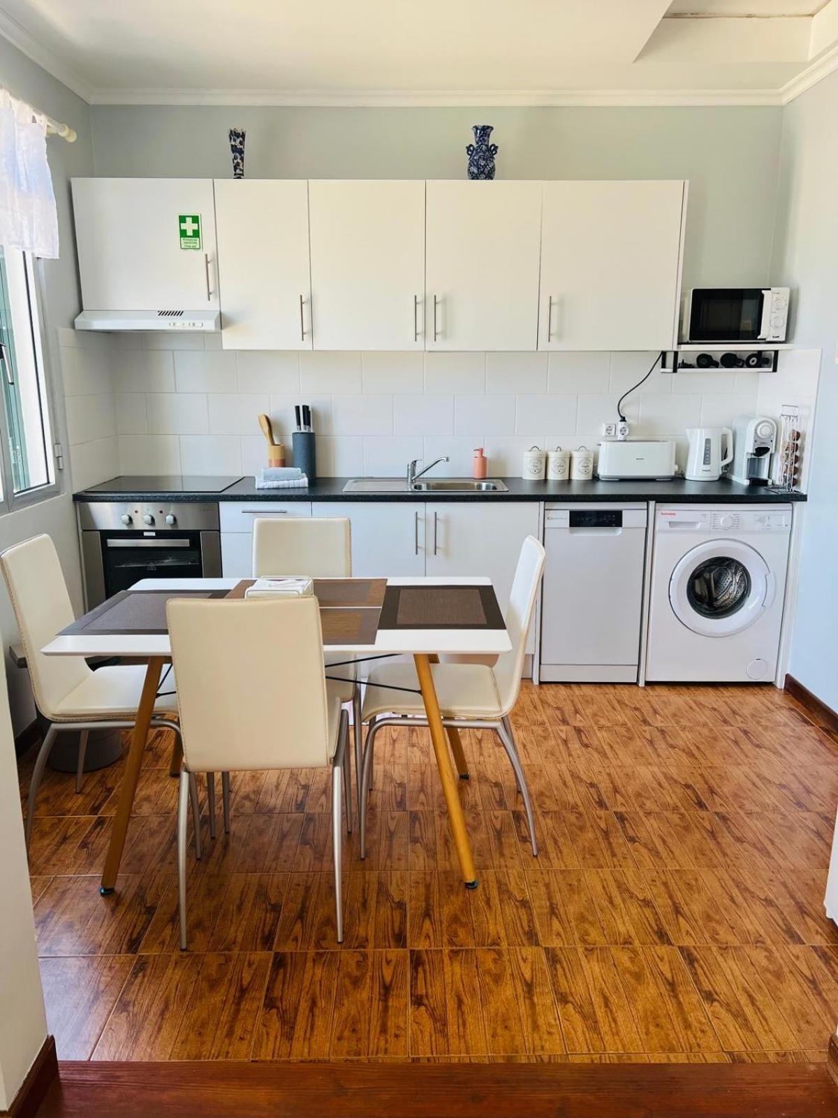 Noite'S House - Prazeres Apartman Kültér fotó